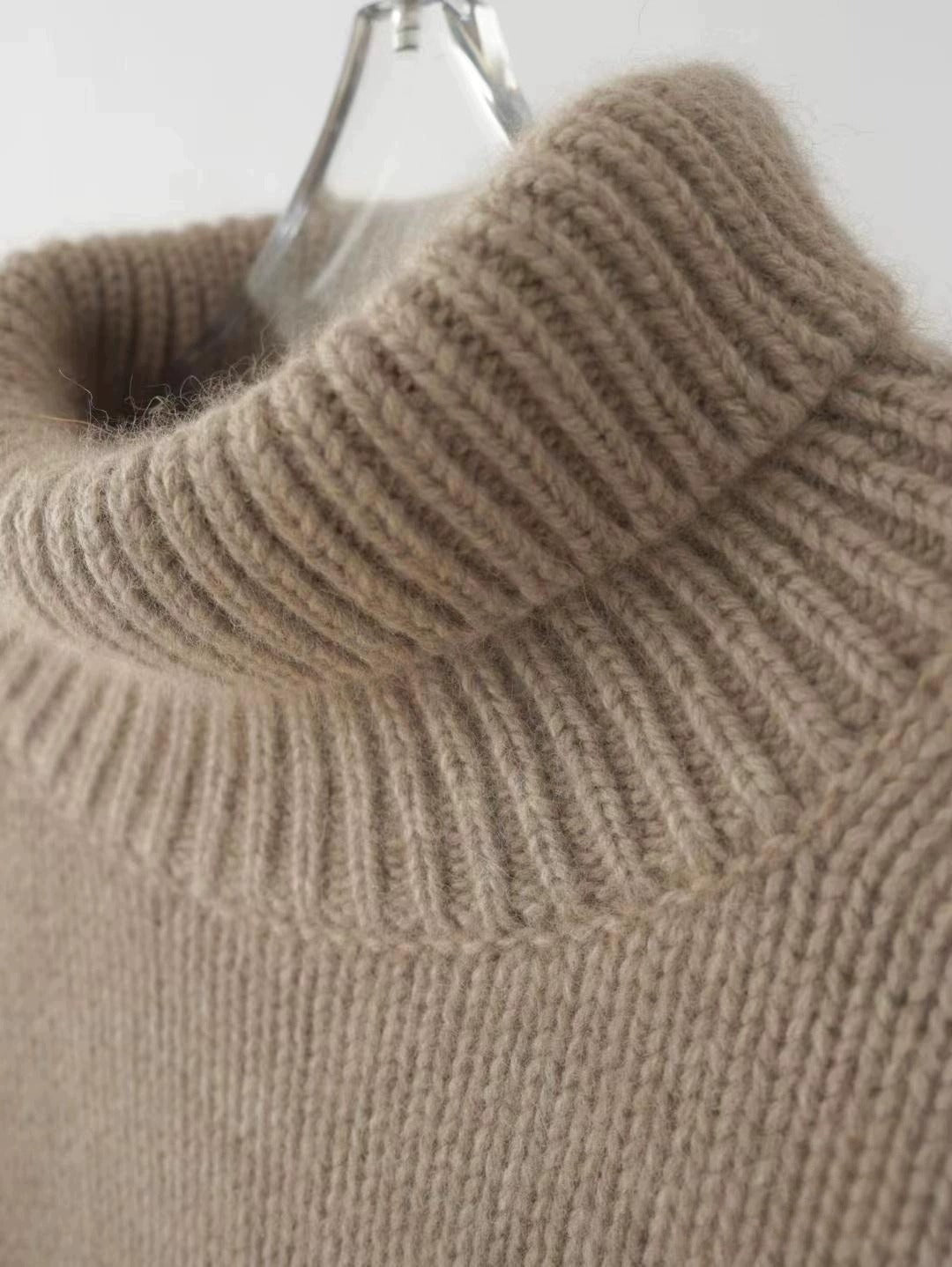 Isabella – Jersey de Cuello Alto de Cachemira